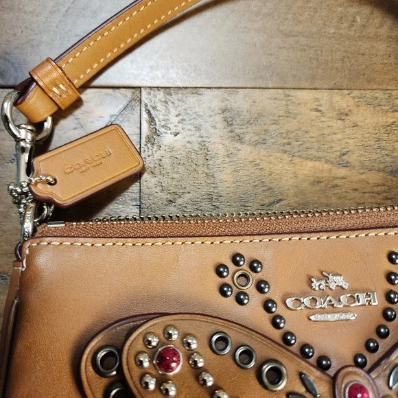 Coach 19 Wristlet Tan Leather Butterfly Applique Studded Bag F59076 - Picture 2 of 11
